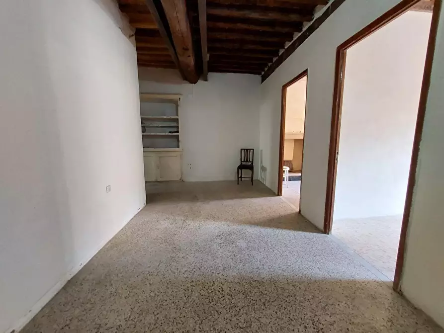 Immagine 1 di Appartamento in vendita  a Buti