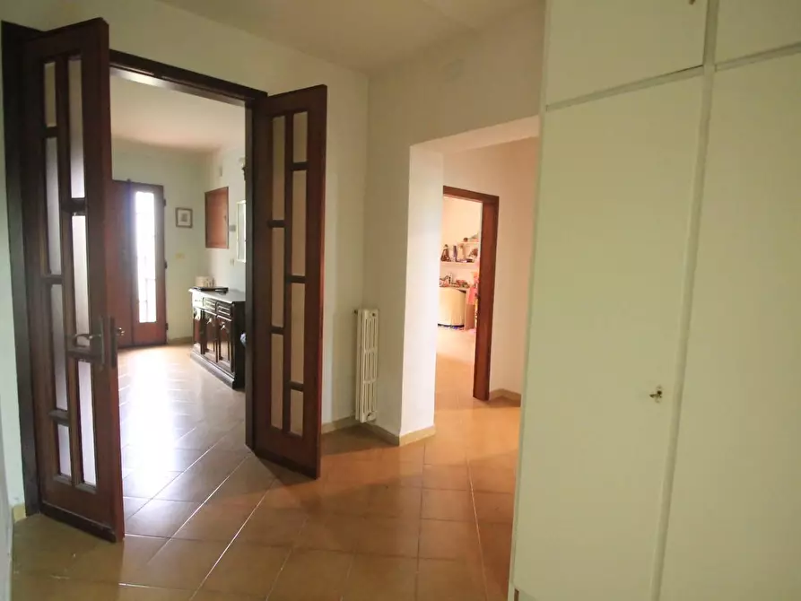 Immagine 26 di Casa colonica in vendita  a Empoli