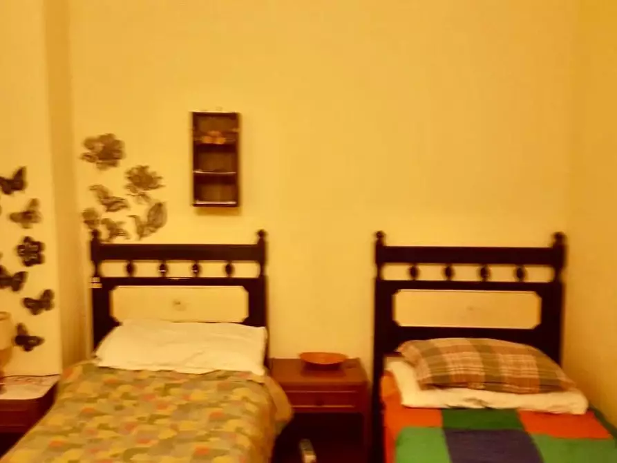 Immagine 7 di Appartamento in vendita  a Siena