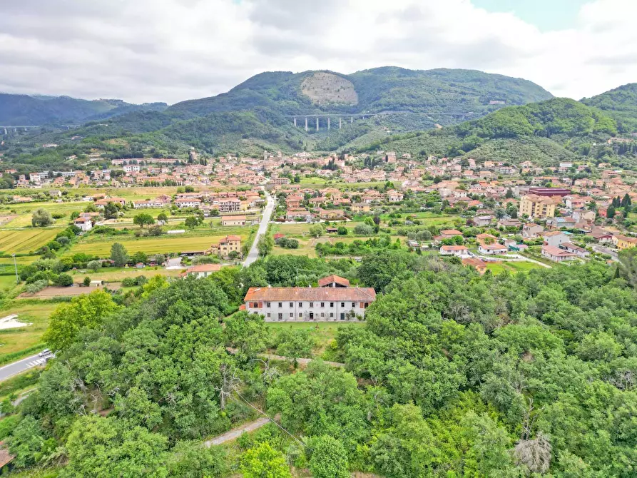Immagine 44 di Villa in vendita  a Massarosa
