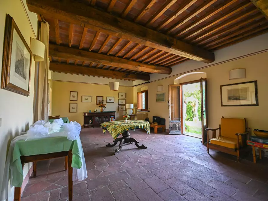 Immagine 6 di Villa in vendita  a Massarosa