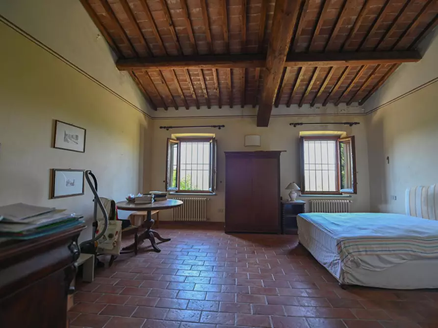 Immagine 17 di Villa in vendita  a Massarosa