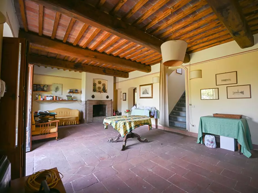 Immagine 4 di Villa in vendita  a Massarosa