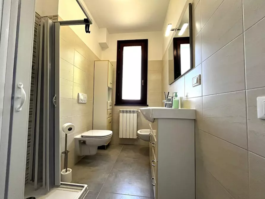 Immagine 13 di Appartamento in vendita  a Rosignano Marittimo