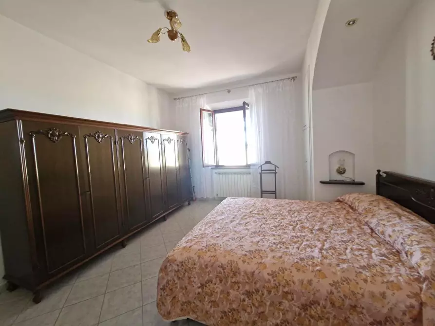 Immagine 10 di Terratetto in vendita  a Campiglia Marittima