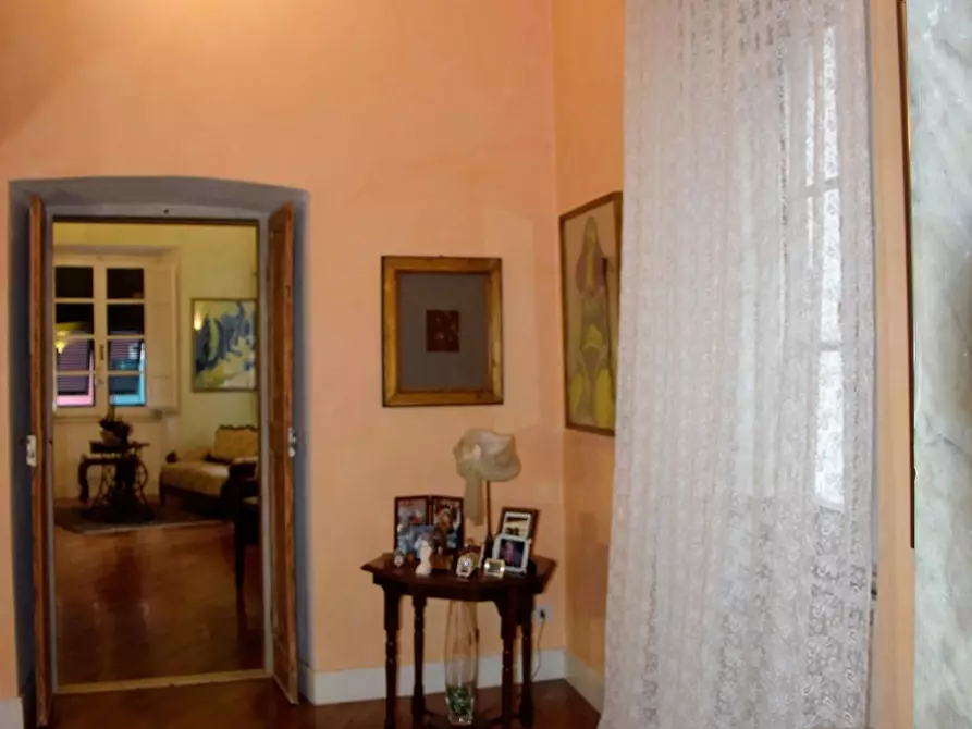 Immagine 32 di Appartamento in vendita  a Carrara