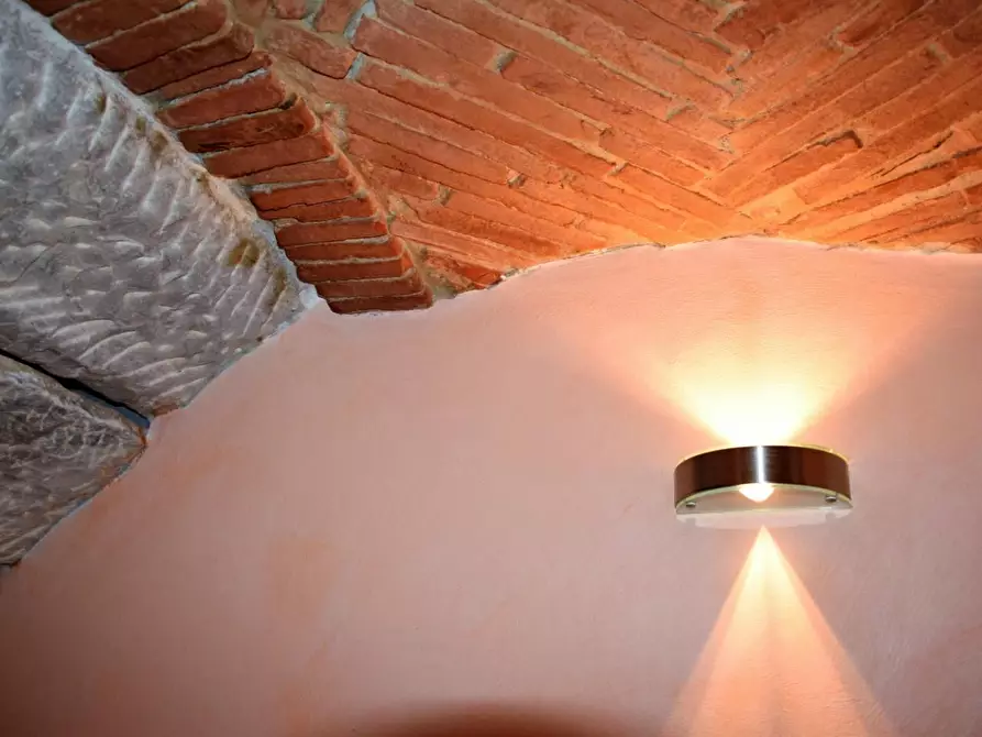 Immagine 59 di Appartamento in vendita  a Carrara