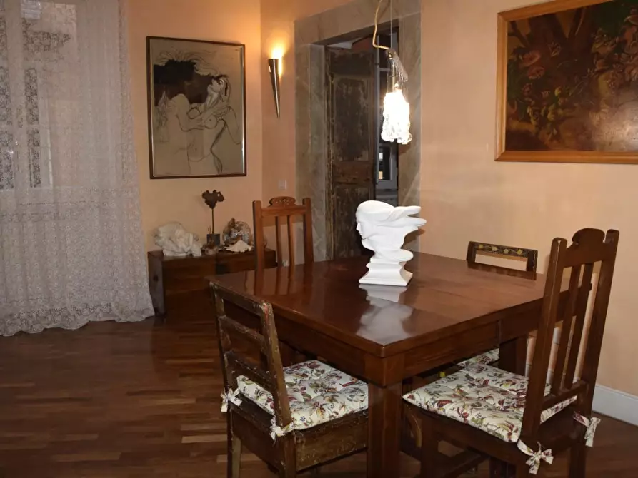 Immagine 31 di Appartamento in vendita  a Carrara