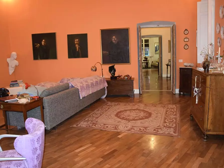 Immagine 44 di Appartamento in vendita  a Carrara