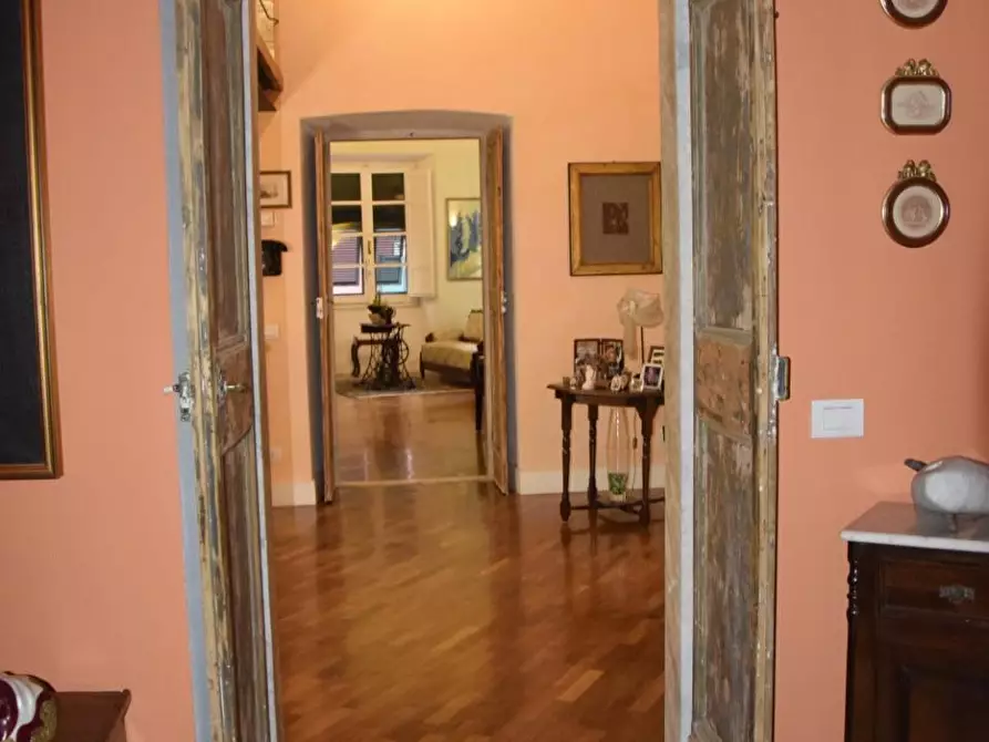 Immagine 33 di Appartamento in vendita  a Carrara