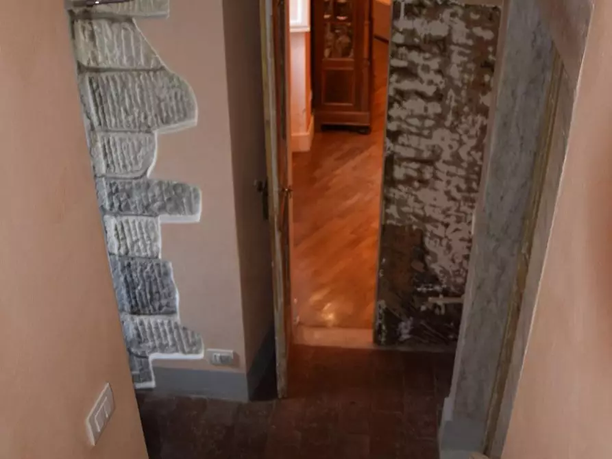 Immagine 52 di Appartamento in vendita  a Carrara