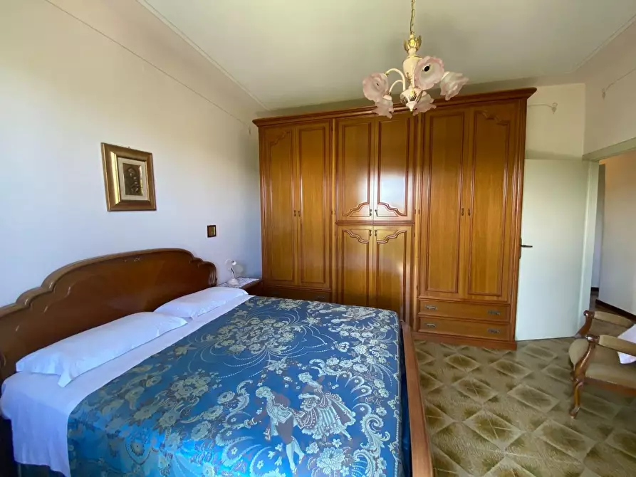 Immagine 21 di Terratetto in vendita  a Campiglia Marittima