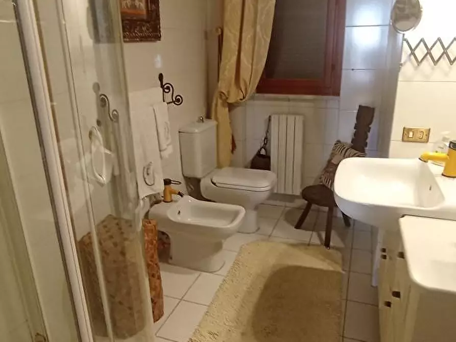 Immagine 12 di Villetta a schiera in vendita  a Carrara