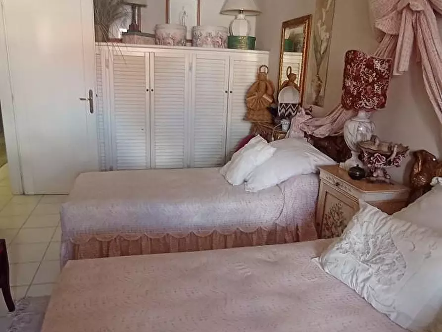 Immagine 5 di Villetta a schiera in vendita  a Carrara