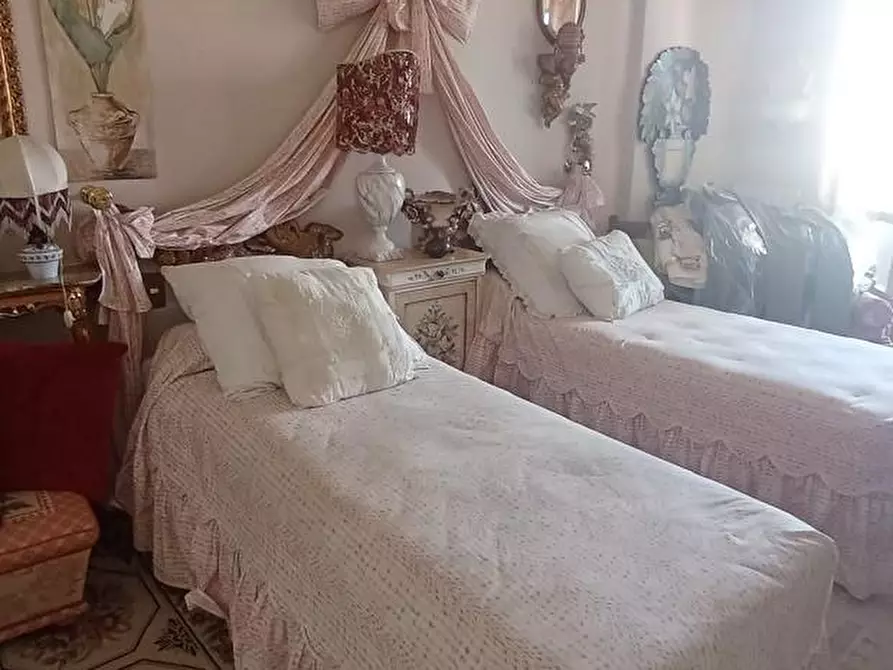 Immagine 6 di Villetta a schiera in vendita  a Carrara