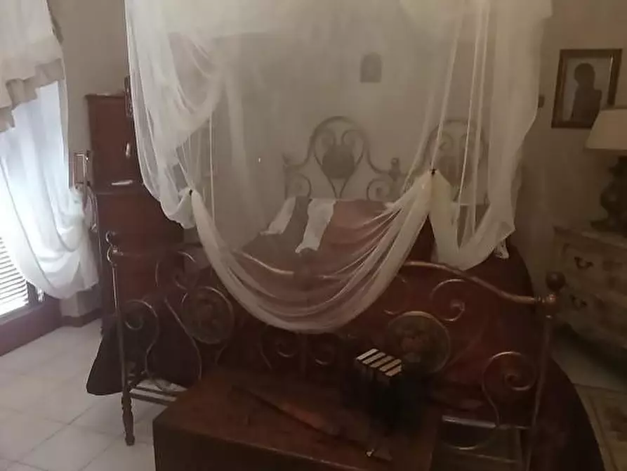 Immagine 7 di Villetta a schiera in vendita  a Carrara