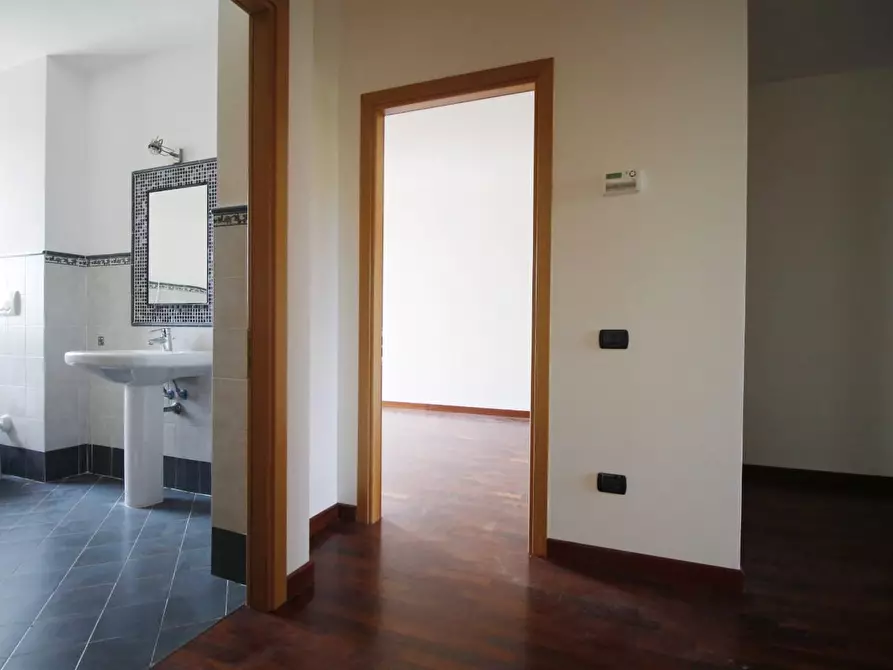 Immagine 16 di Appartamento in vendita  a Vinci