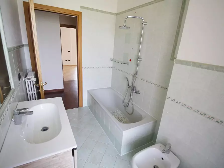 Immagine 20 di Appartamento in vendita  a Vinci