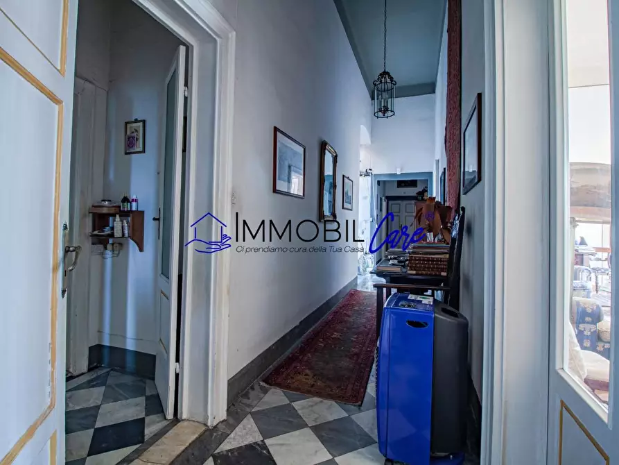 Immagine 13 di Appartamento in vendita  a Livorno