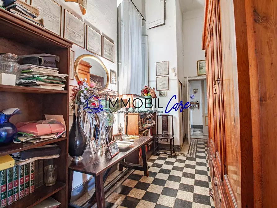 Immagine 17 di Appartamento in vendita  a Livorno