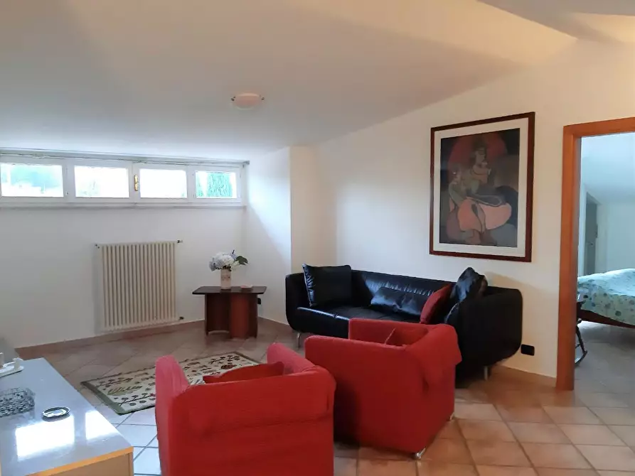 Immagine 36 di Villa in vendita  a Carrara