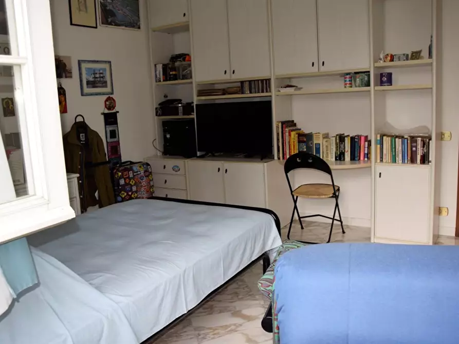 Immagine 34 di Villa in vendita  a Carrara