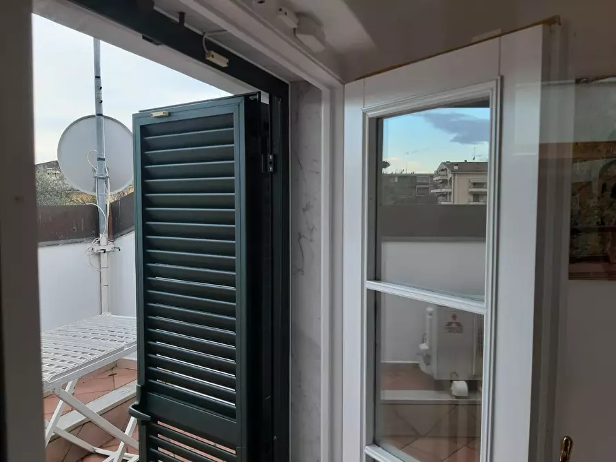 Immagine 47 di Villa in vendita  a Carrara