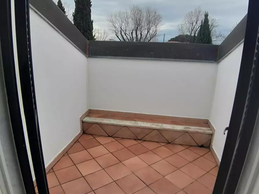 Immagine 41 di Villa in vendita  a Carrara