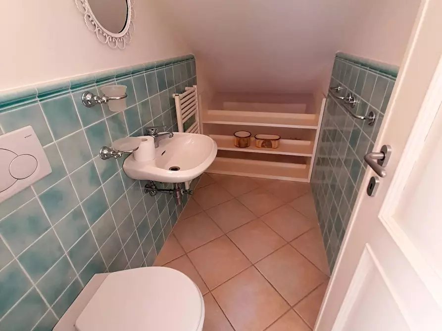 Immagine 27 di Villa in vendita  a Pietrasanta