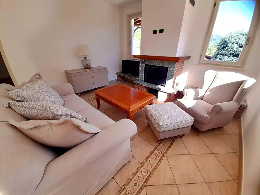 Immagine 13 di Villa in vendita  a Pietrasanta