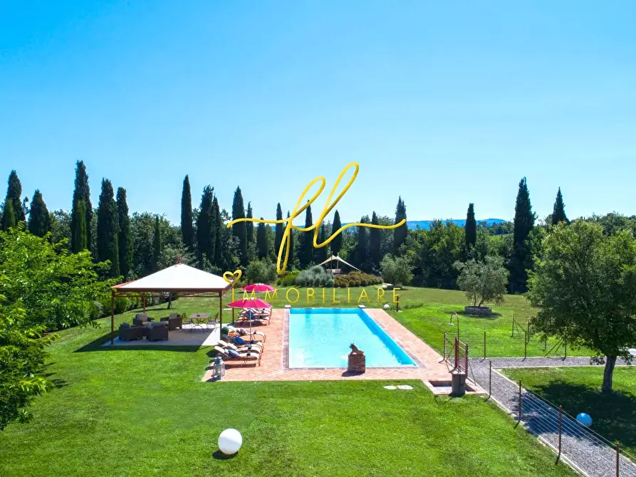 Immagine 3 di Villa in vendita  a Peccioli