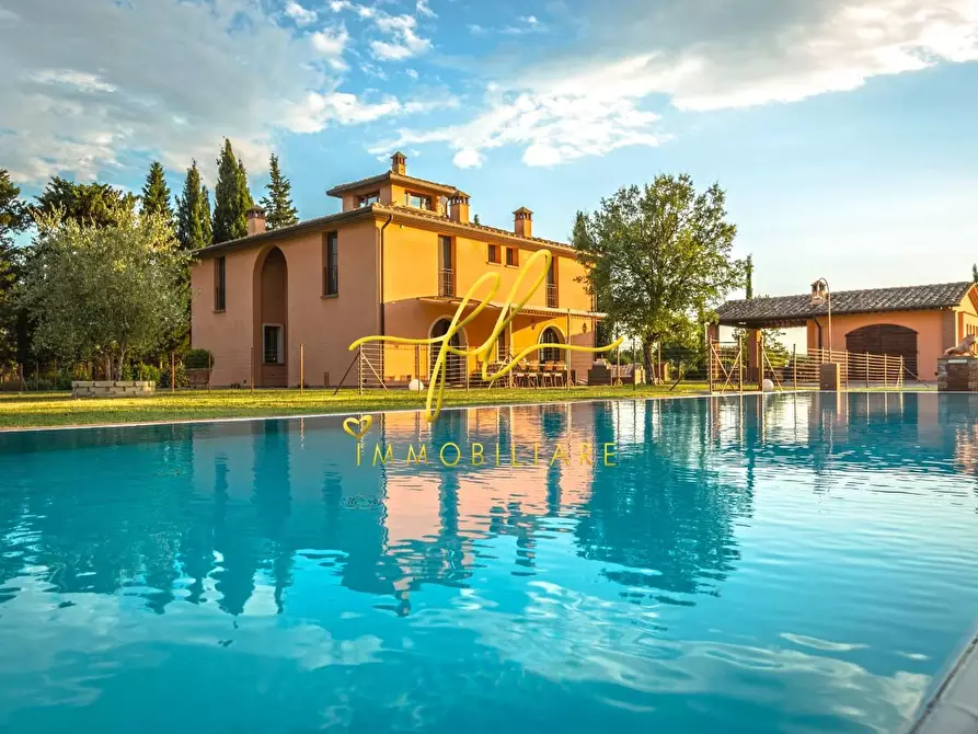 Immagine 14 di Villa in vendita  a Peccioli