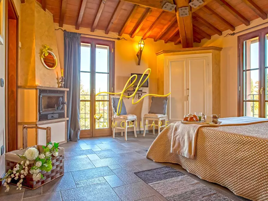 Immagine 40 di Villa in vendita  a Peccioli