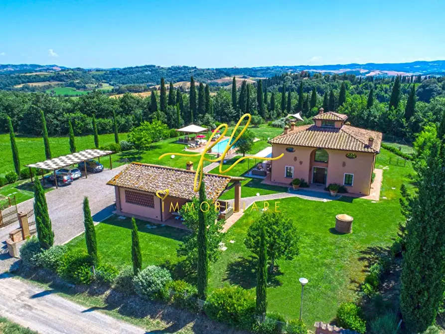 Immagine 4 di Villa in vendita  a Peccioli