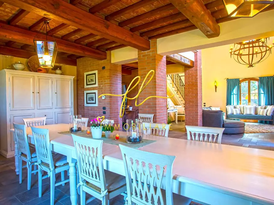 Immagine 25 di Villa in vendita  a Peccioli