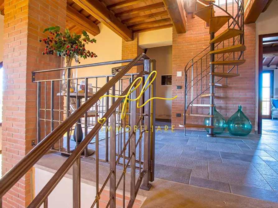 Immagine 44 di Villa in vendita  a Peccioli