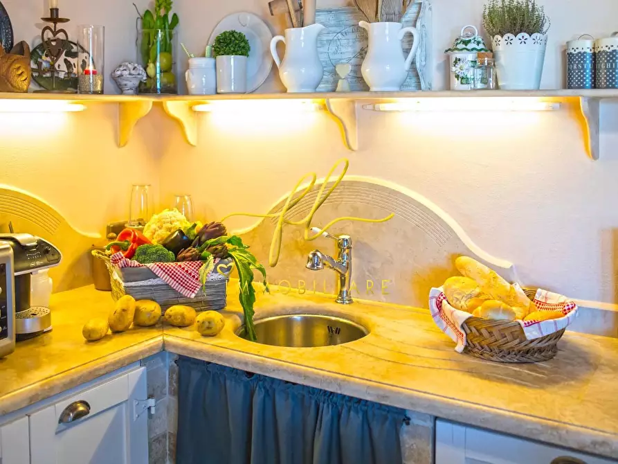 Immagine 19 di Villa in vendita  a Peccioli