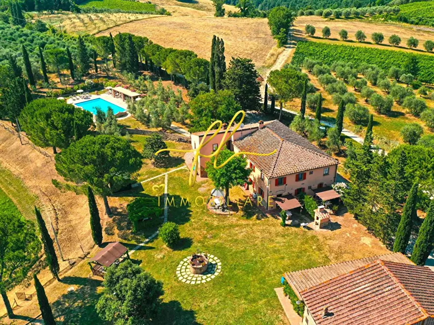 Immagine 1 di Agriturismo in vendita  a Peccioli