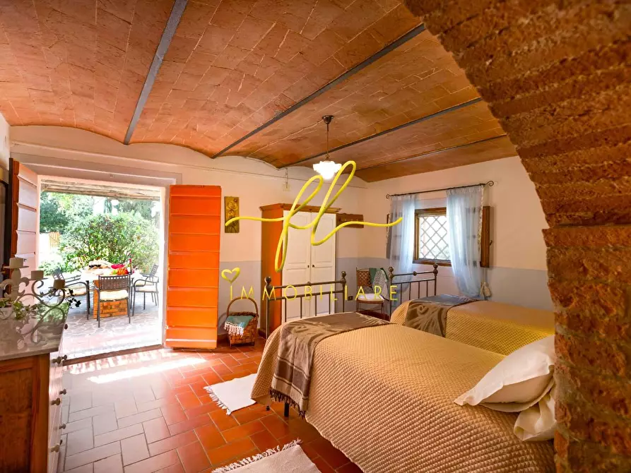 Immagine 32 di Agriturismo in vendita  a Peccioli