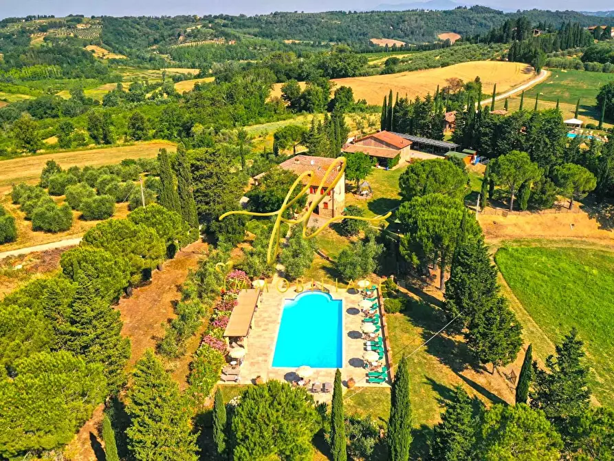 Immagine 8 di Agriturismo in vendita  a Peccioli