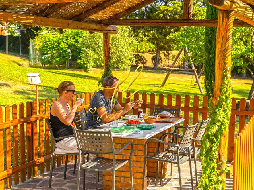 Immagine 21 di Agriturismo in vendita  a Peccioli