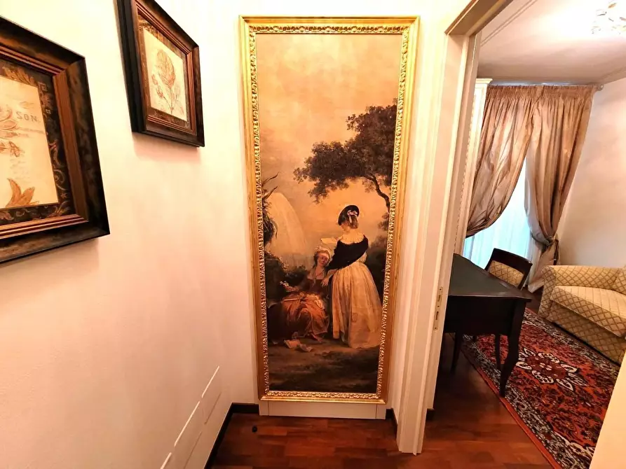 Immagine 13 di Appartamento in vendita  a Massa