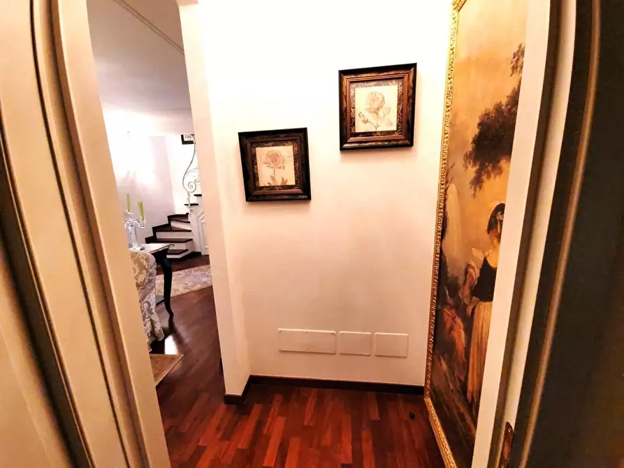 Immagine 15 di Appartamento in vendita  a Massa