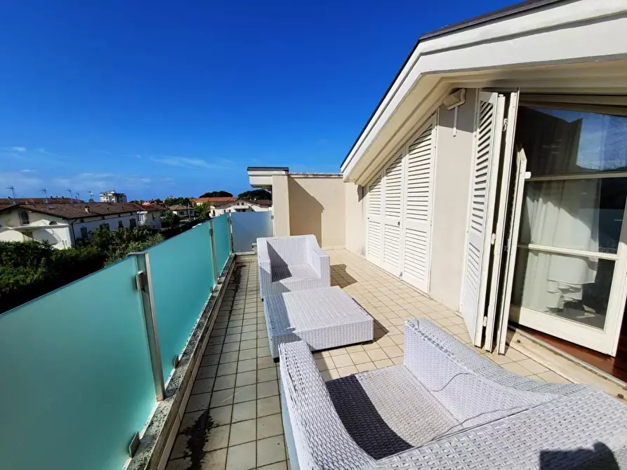 Immagine 34 di Appartamento in vendita  a Massa