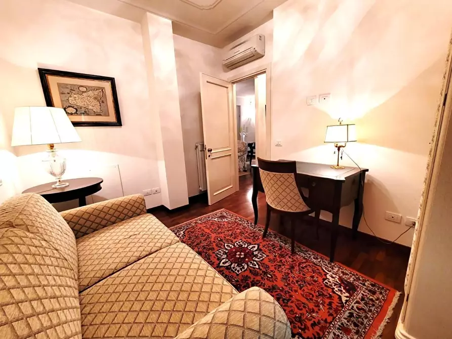 Immagine 9 di Appartamento in vendita  a Massa