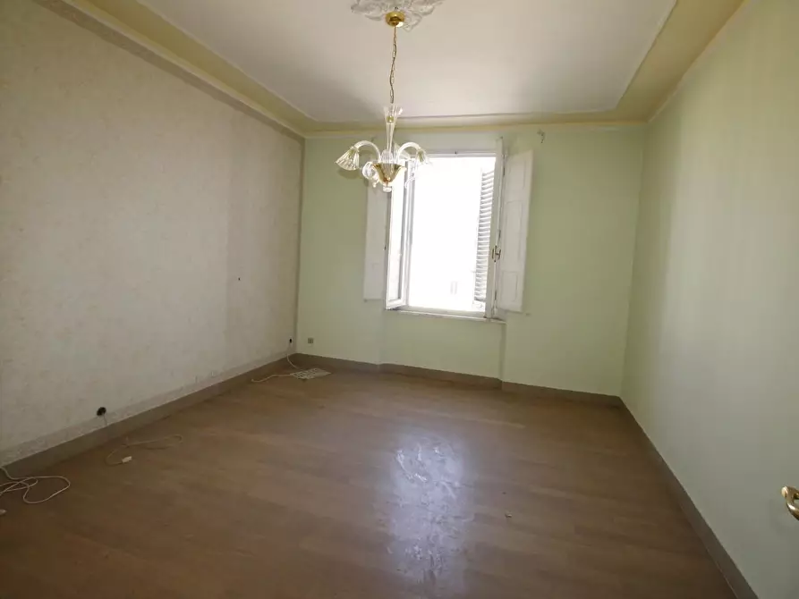 Immagine 19 di Appartamento in vendita  a Colle Di Val D'elsa