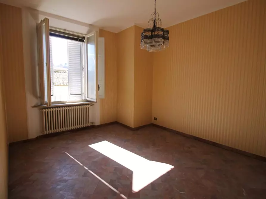 Immagine 4 di Appartamento in vendita  a Colle Di Val D'elsa