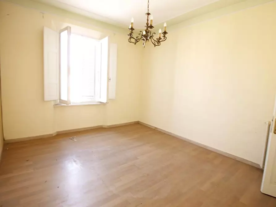 Immagine 6 di Appartamento in vendita  a Colle Di Val D'elsa