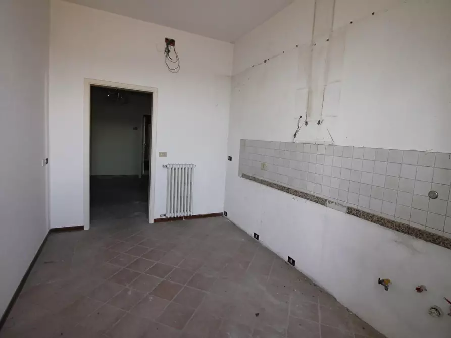 Immagine 20 di Appartamento in vendita  a Colle Di Val D'elsa