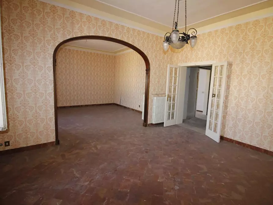 Immagine 2 di Appartamento in vendita  a Colle Di Val D'elsa